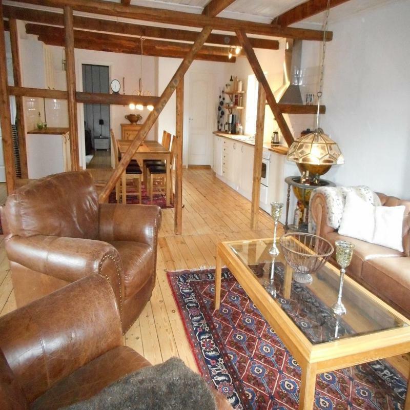 Rostanga Vacation Apartments Экстерьер фото